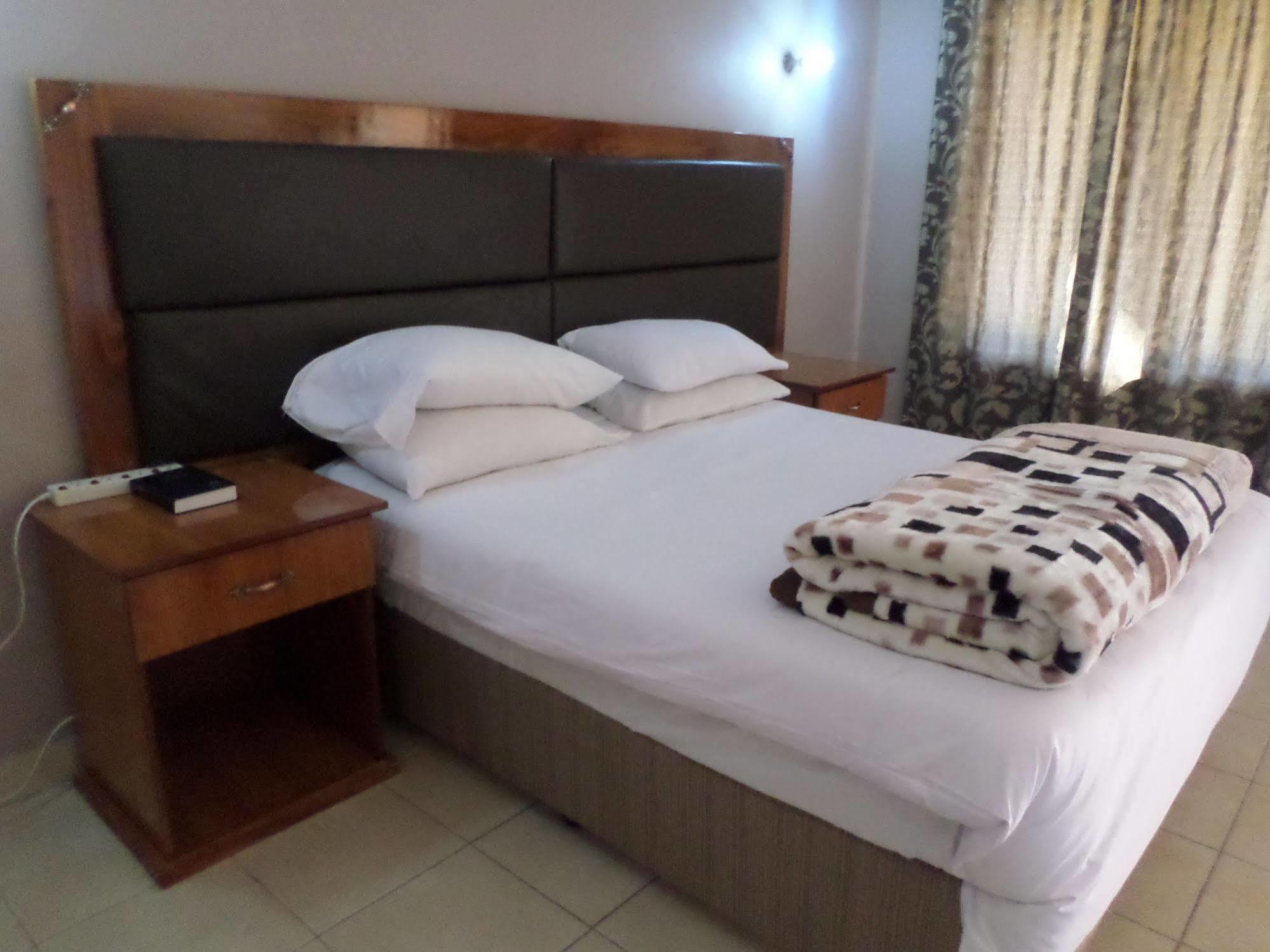 The View Lodge Victoria Falls Eksteriør bilde